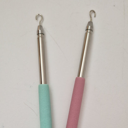 LE PETIT ACCROCHEUR| t'aide à mettre tes bracelets seule! - LUNAËL HANDMADE
